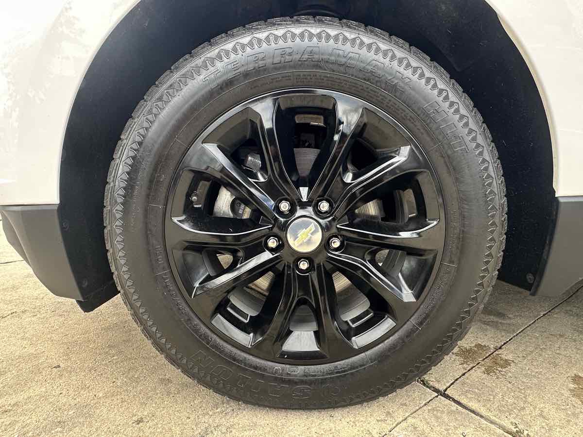 2019 Chevrolet Equinox LT photo 6