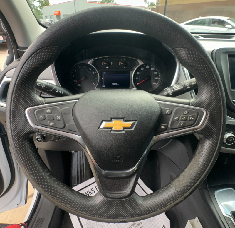 2019 Chevrolet Equinox LT photo 13