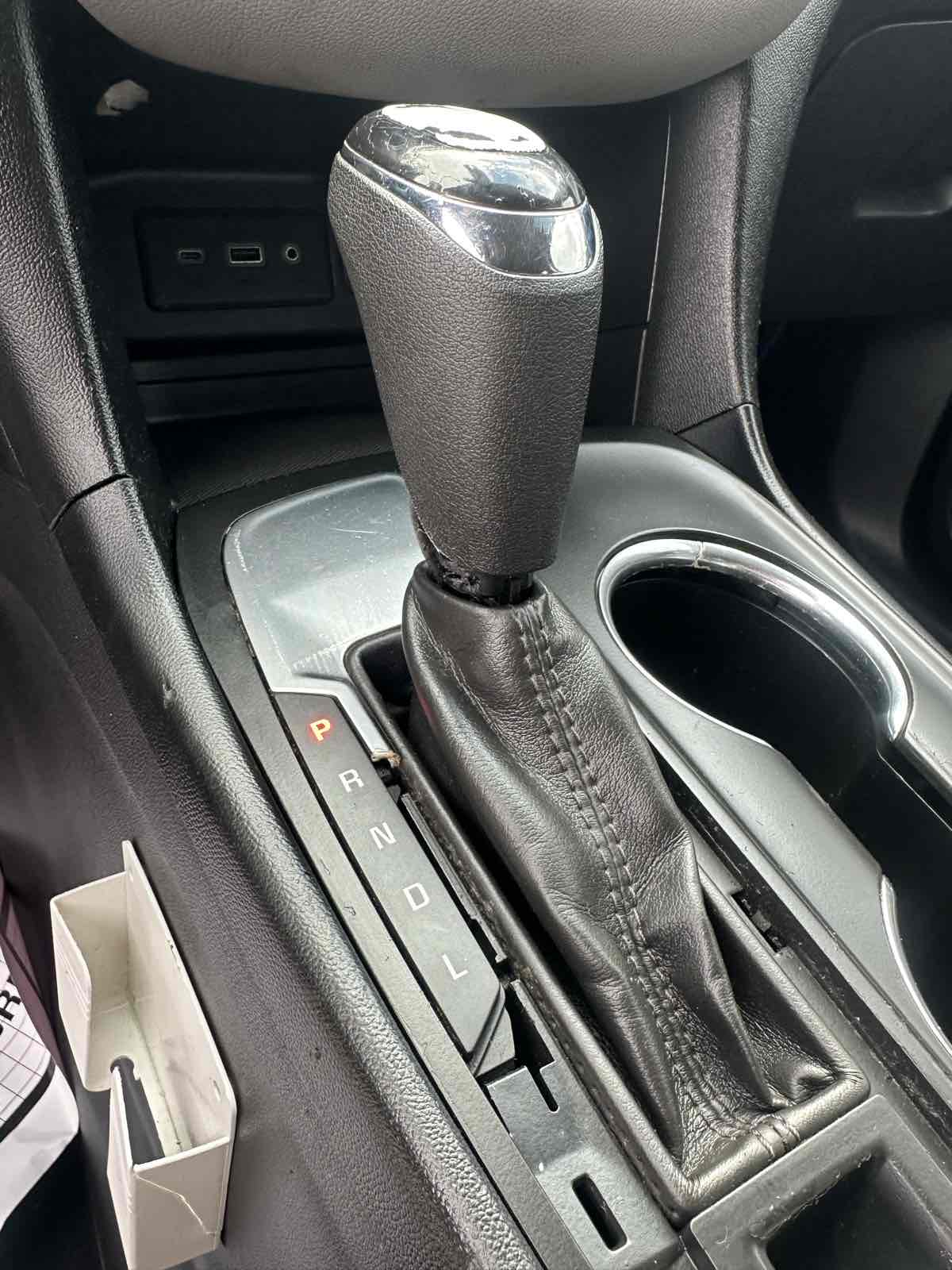 2019 Chevrolet Equinox LT photo 16