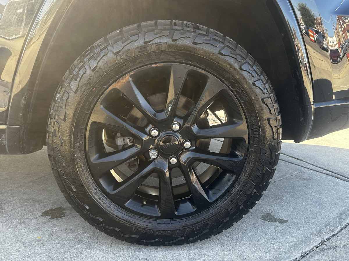 2020 Jeep Grand Cherokee Altitude photo 6
