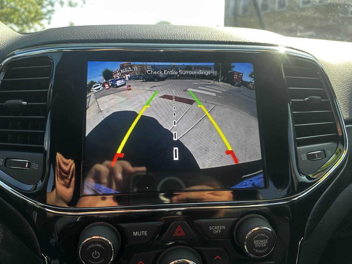 2020 Jeep Grand Cherokee Altitude photo 28