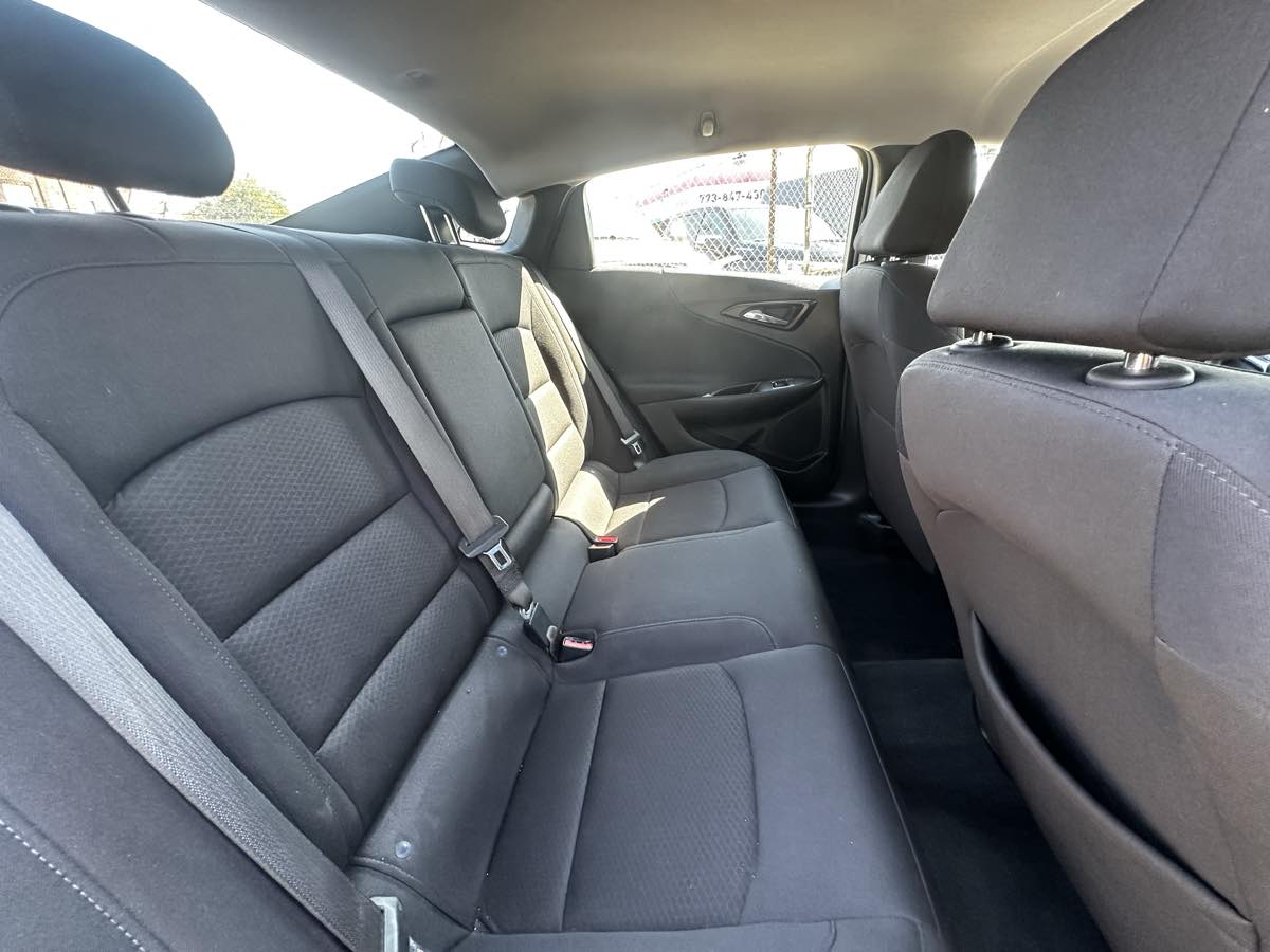 2023 Chevrolet Malibu 1LT photo 21