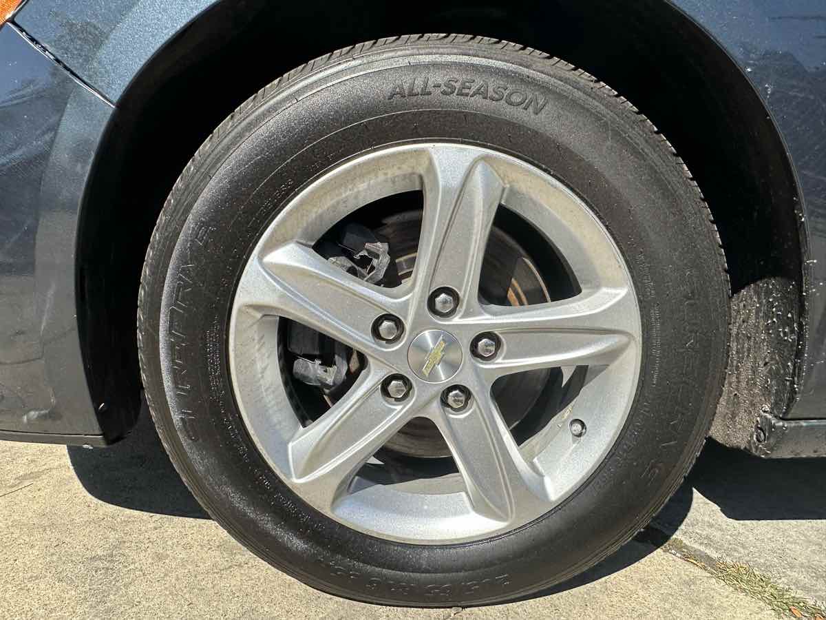 2019 Chevrolet Malibu LS photo 7