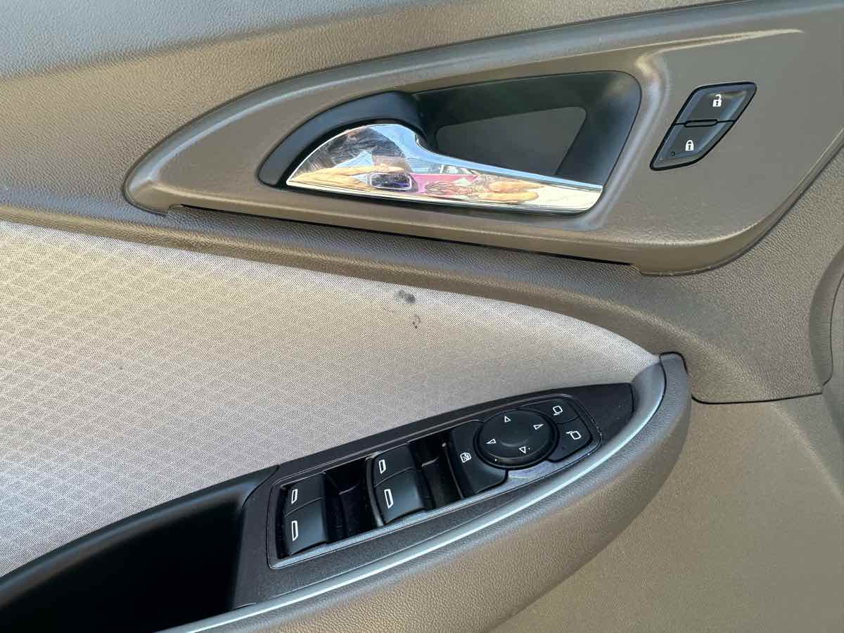 2019 Chevrolet Malibu LS photo 9