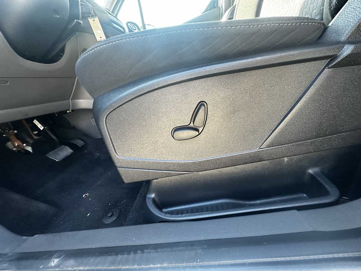2020 Ford Transit Connect XLT - Photo 11