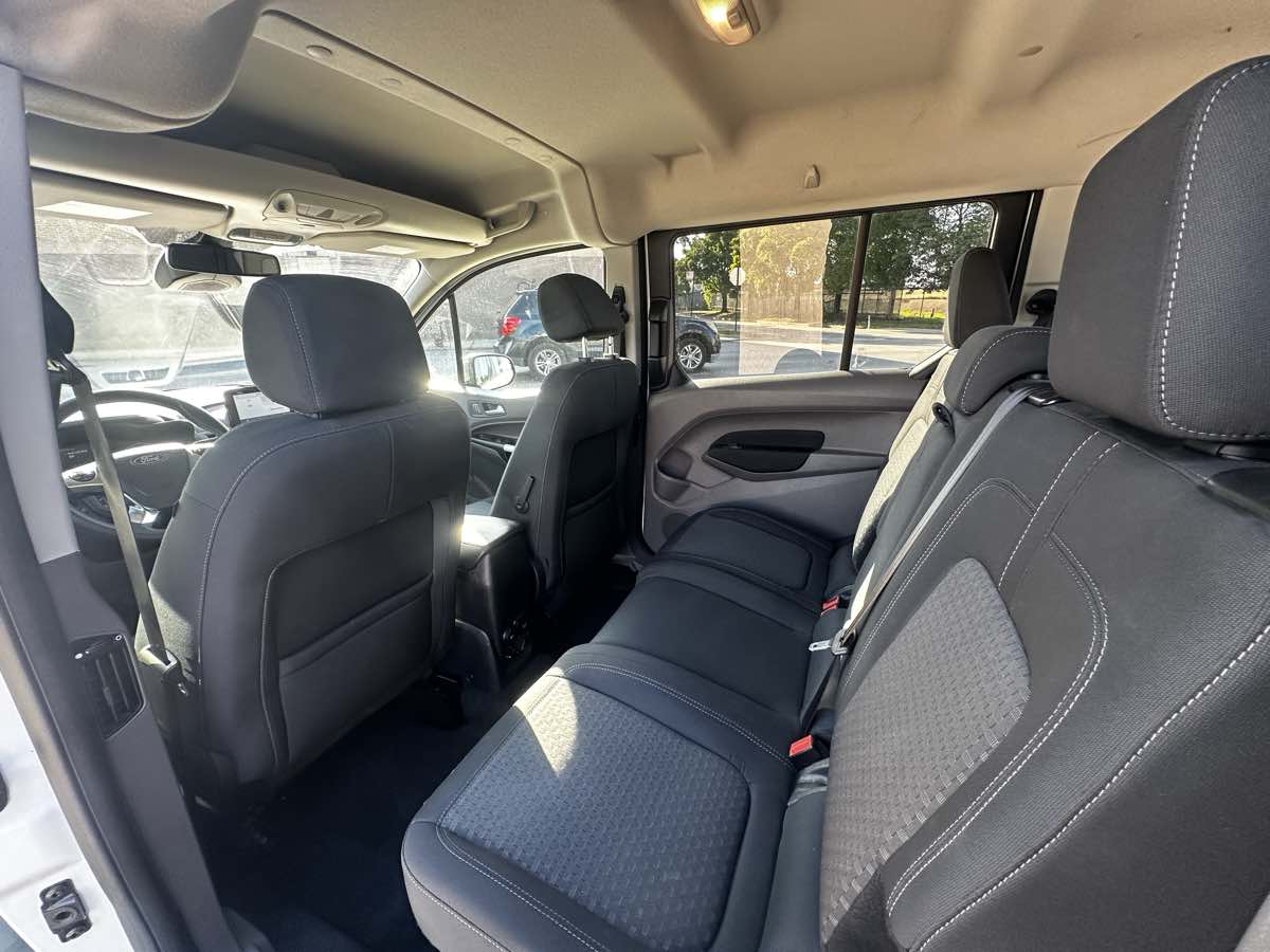 2020 Ford Transit Connect XLT - Photo 13
