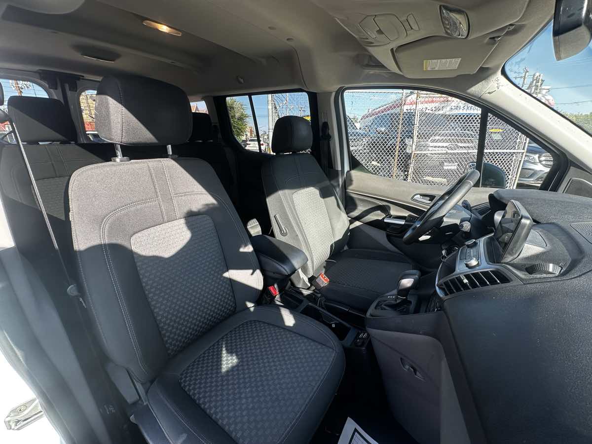 2020 Ford Transit Connect XLT - Photo 21