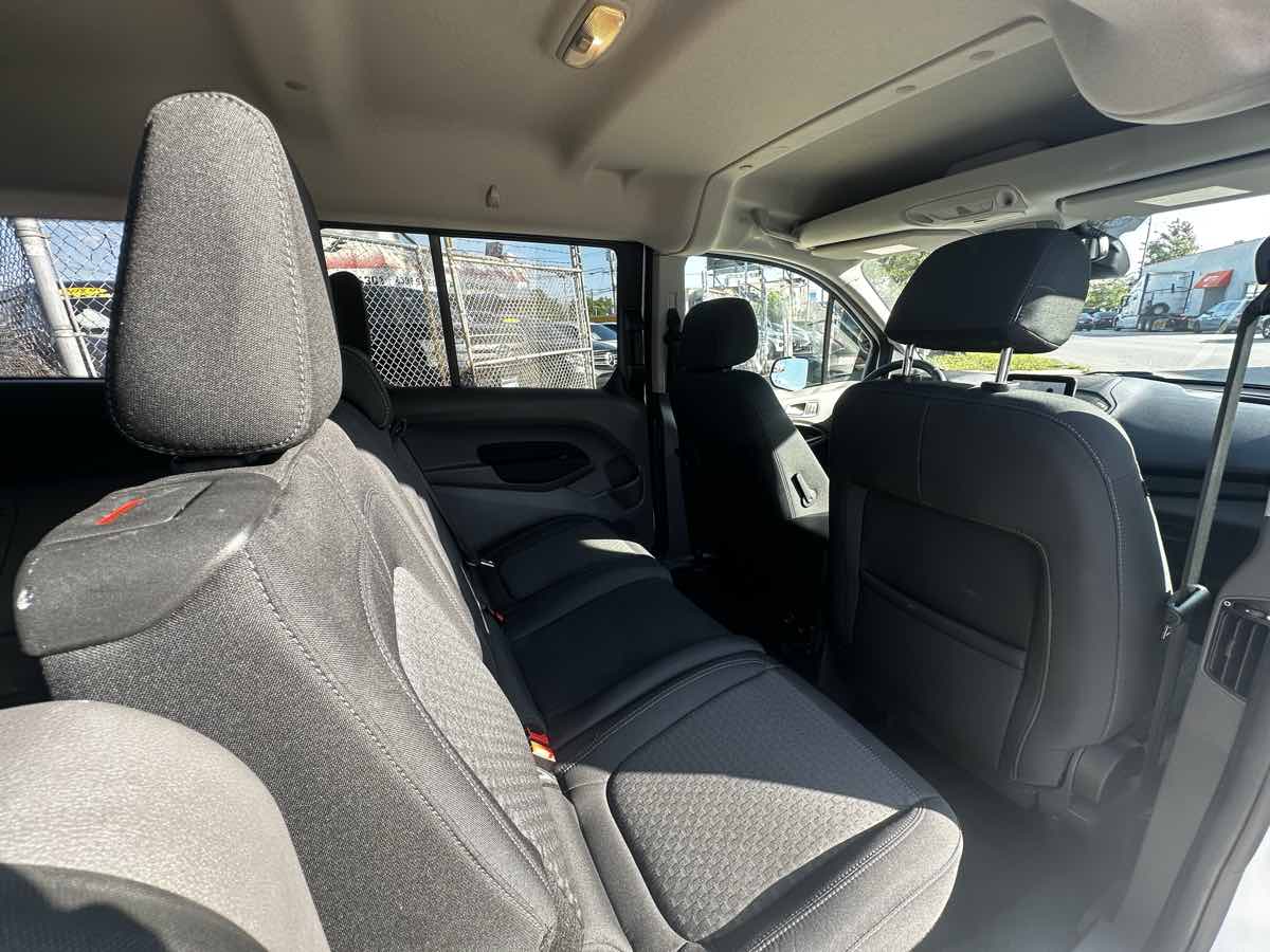 2020 Ford Transit Connect XLT - Photo 23