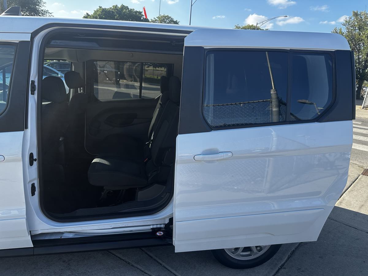 2020 Ford Transit Connect XLT - Photo 26