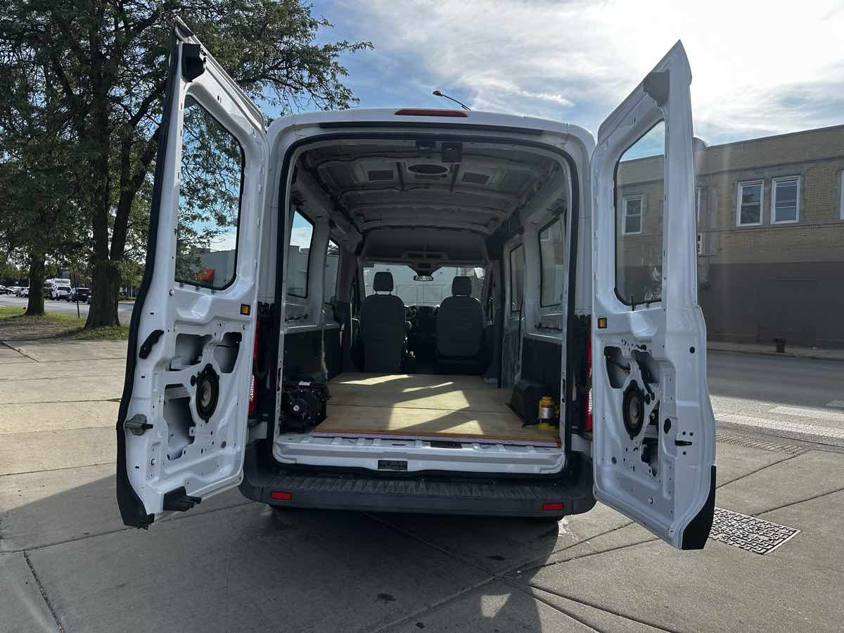 2017 Ford Transit XL photo 8