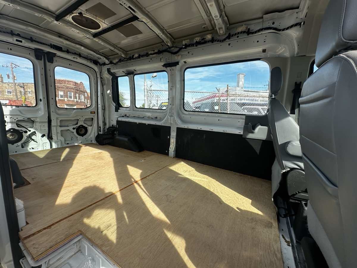 2017 Ford Transit XL photo 13