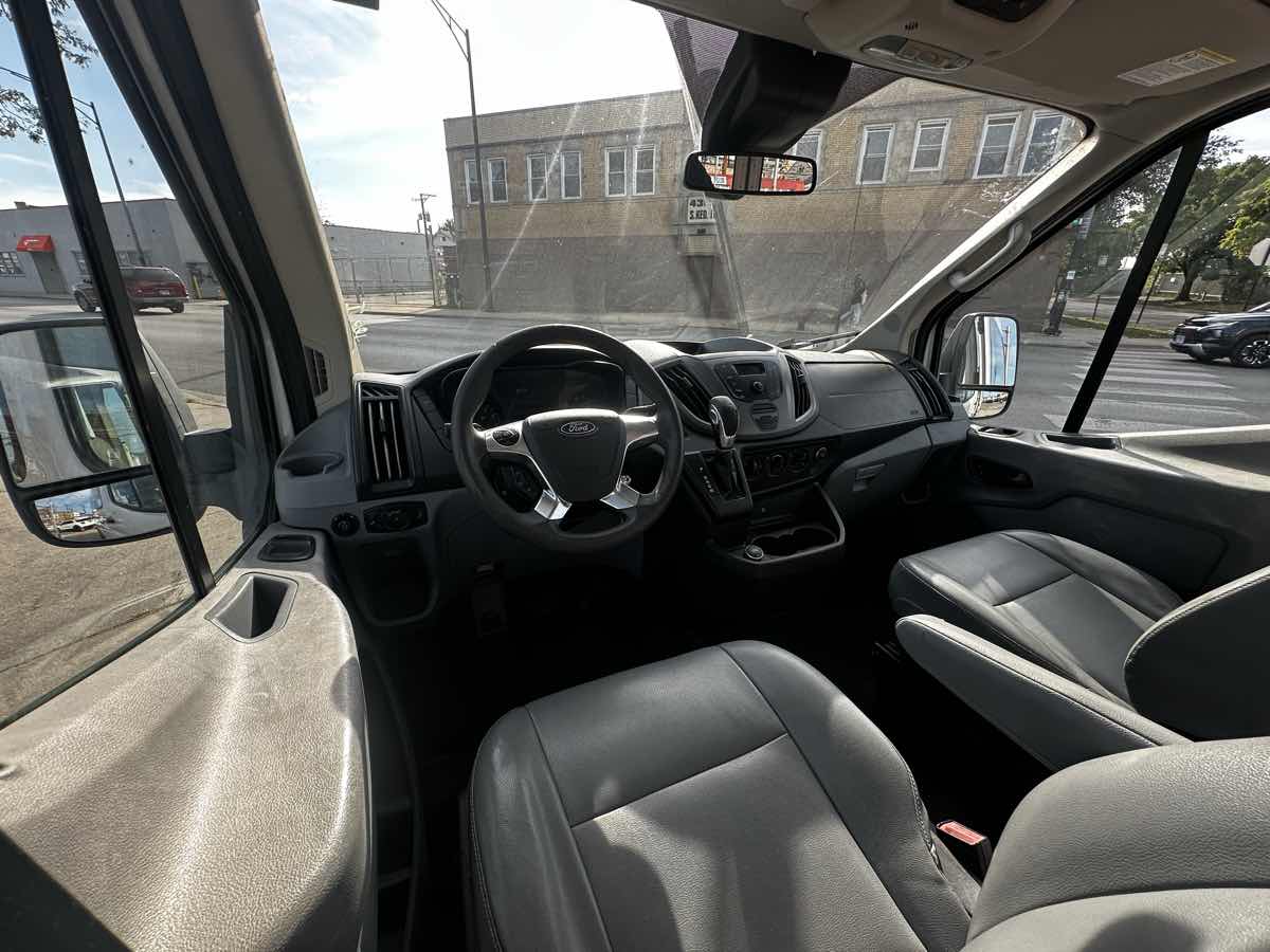 2017 Ford Transit XL photo 14