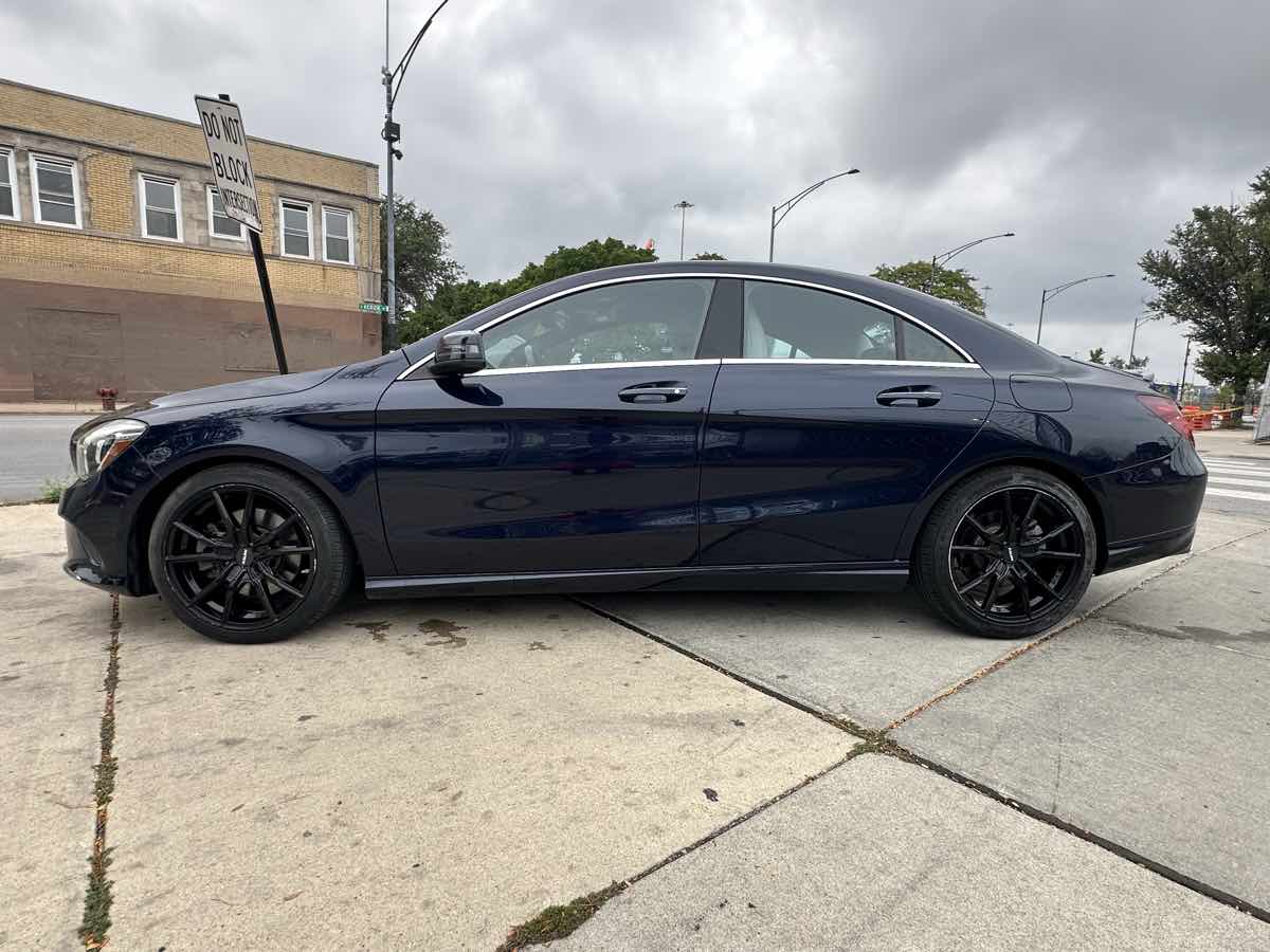 2018 Mercedes Benz CLA 250 4MATIC photo 8