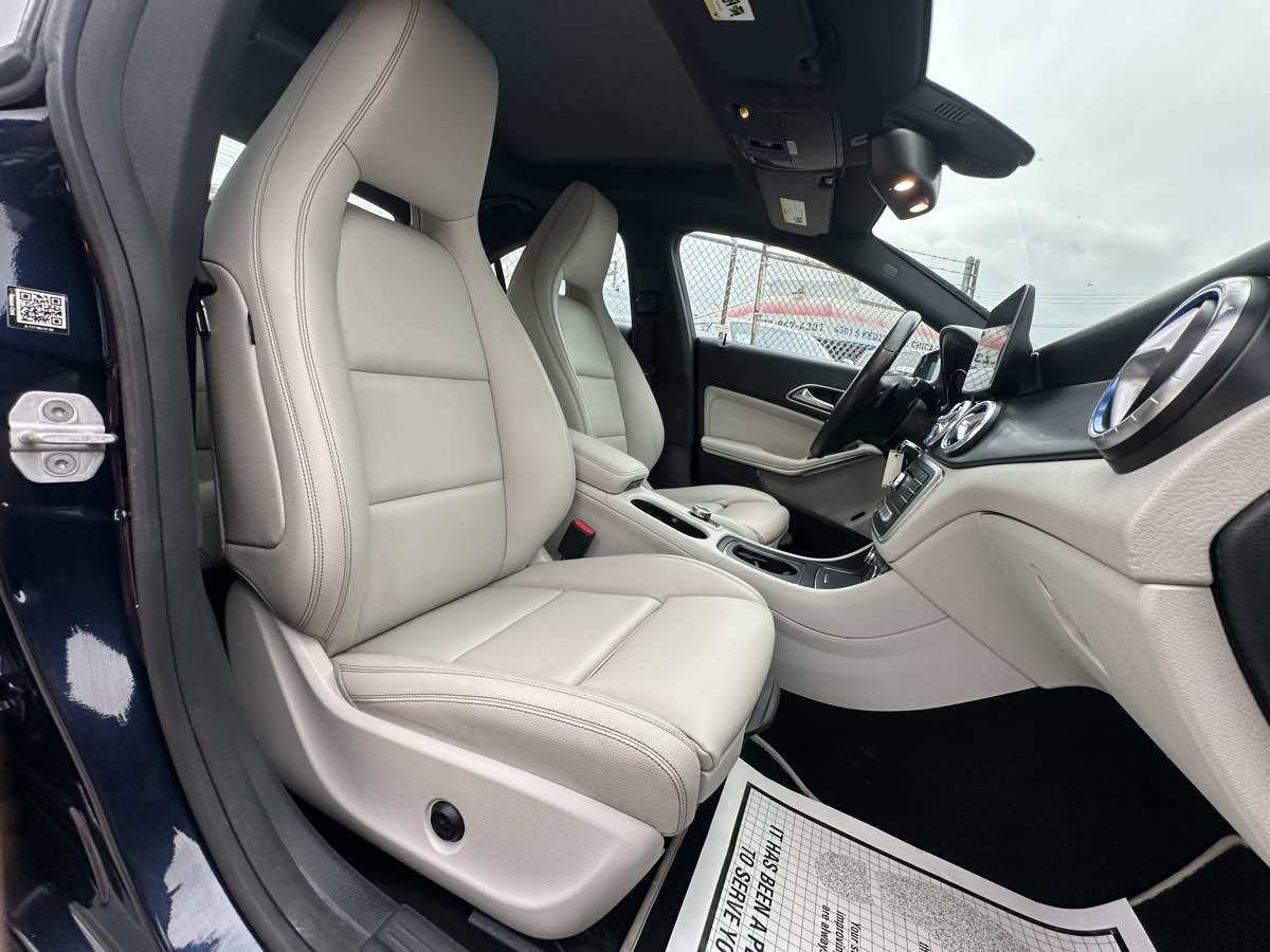 2018 Mercedes Benz CLA 250 4MATIC photo 20