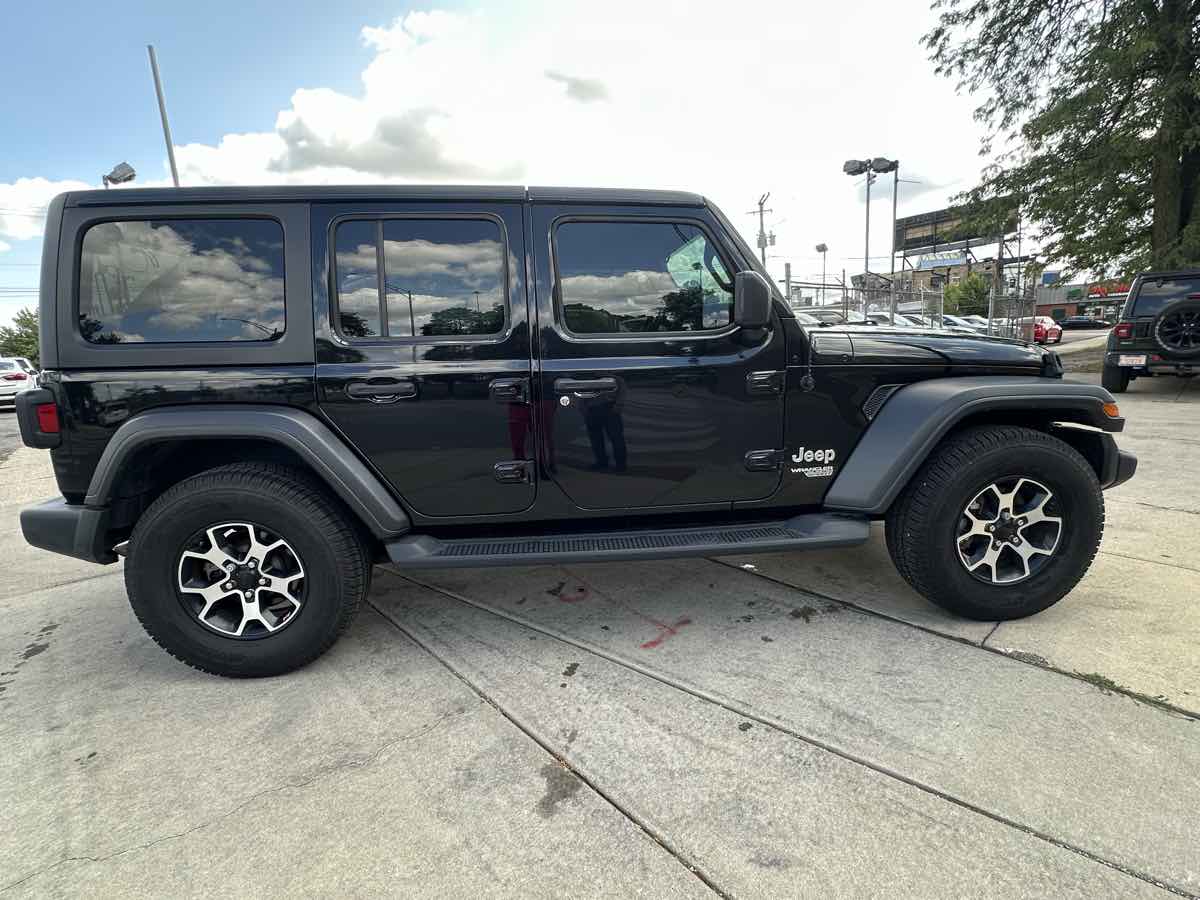 2018 Jeep Wrangler Unlimited Sport S photo 4