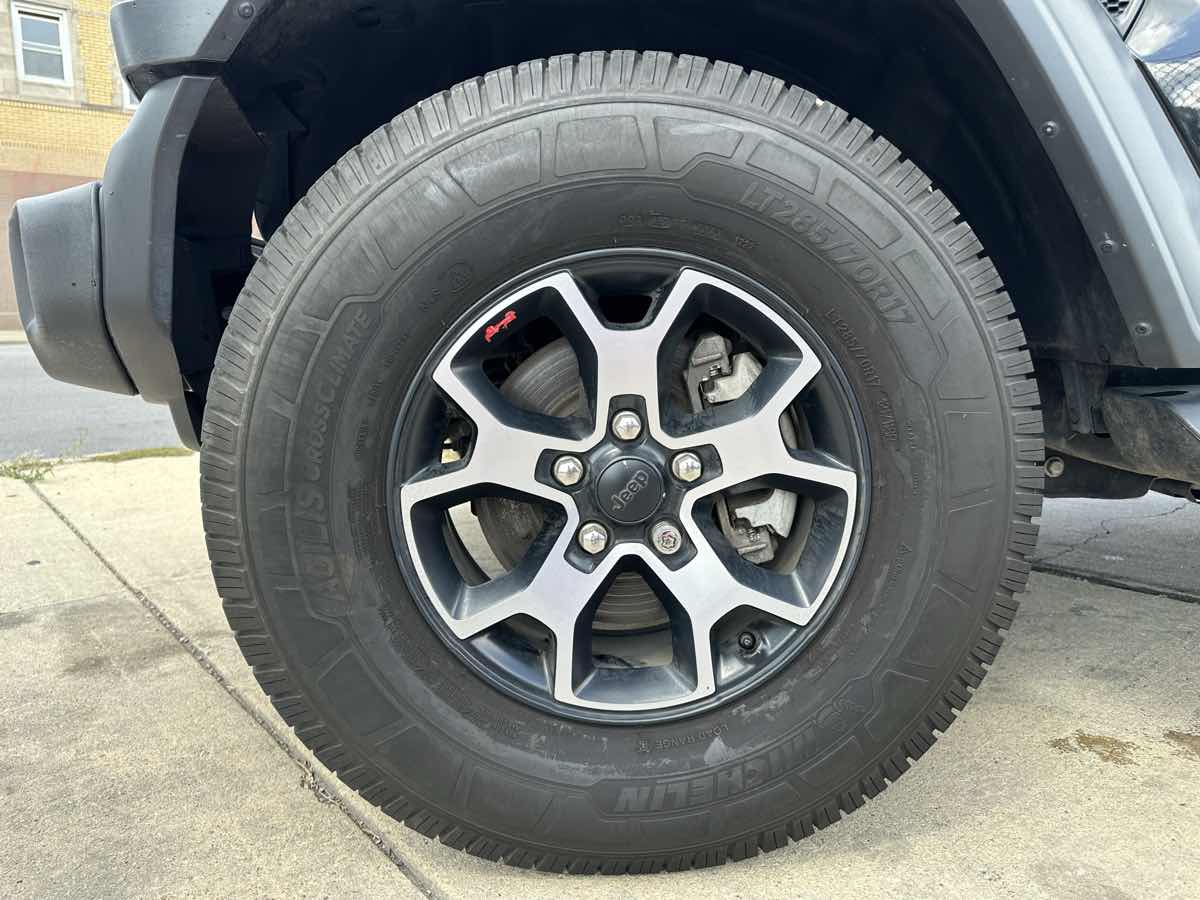 2018 Jeep Wrangler Unlimited Sport S photo 9