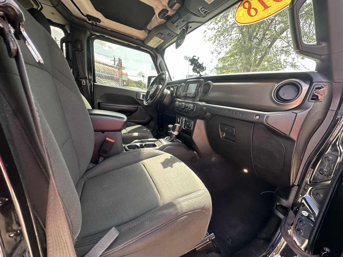 2018 Jeep Wrangler Unlimited Sport S photo 23