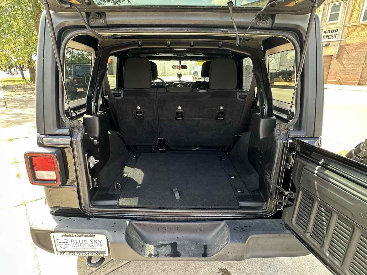 2018 Jeep Wrangler Unlimited Sport S photo 30