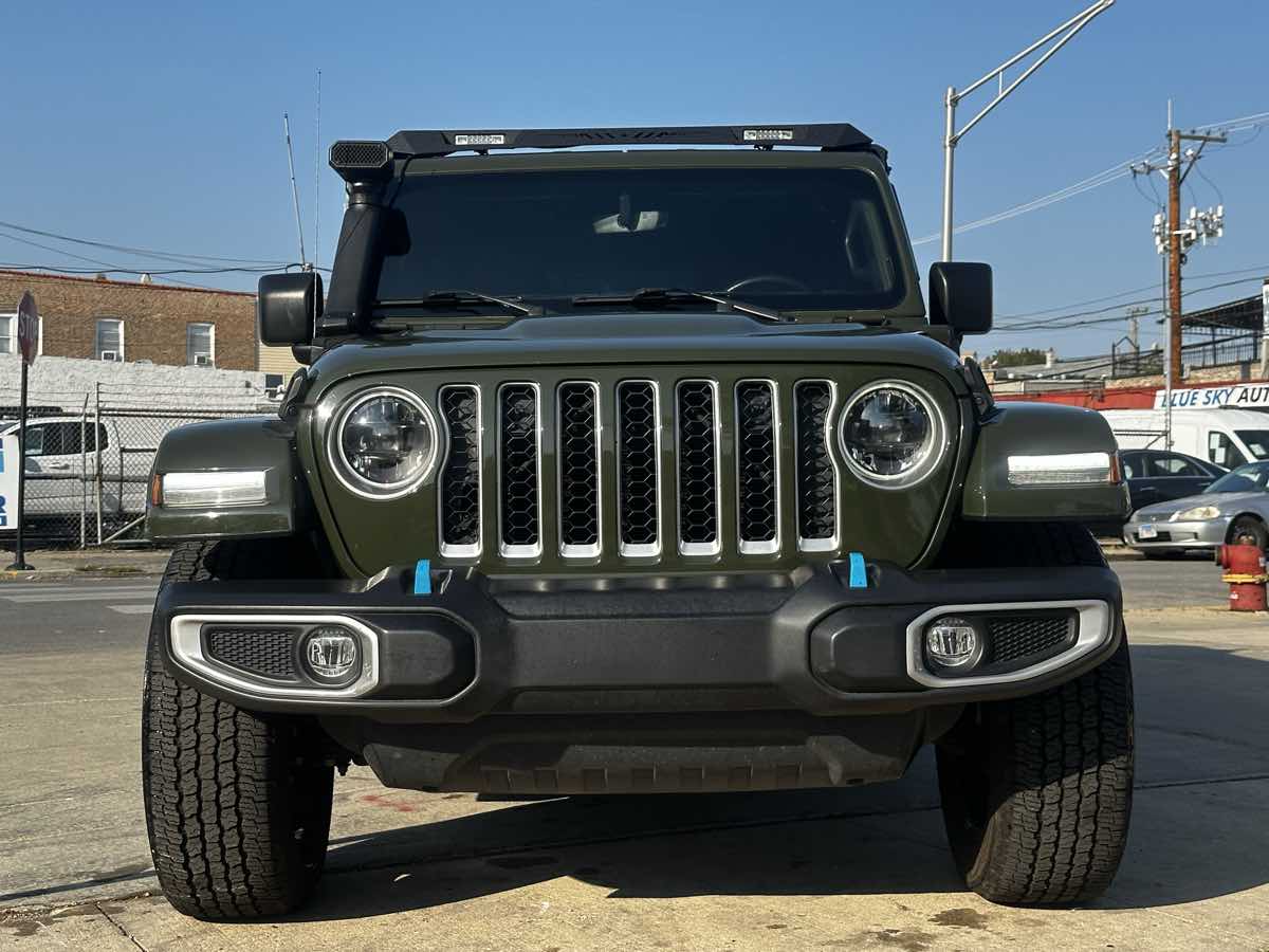 2023 Jeep Wrangler 4xe Sahara photo 2