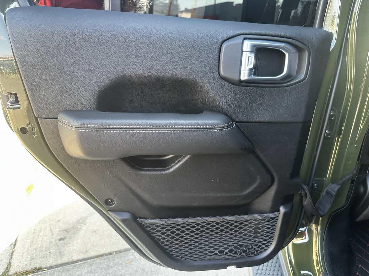 2023 Jeep Wrangler 4xe Sahara photo 12