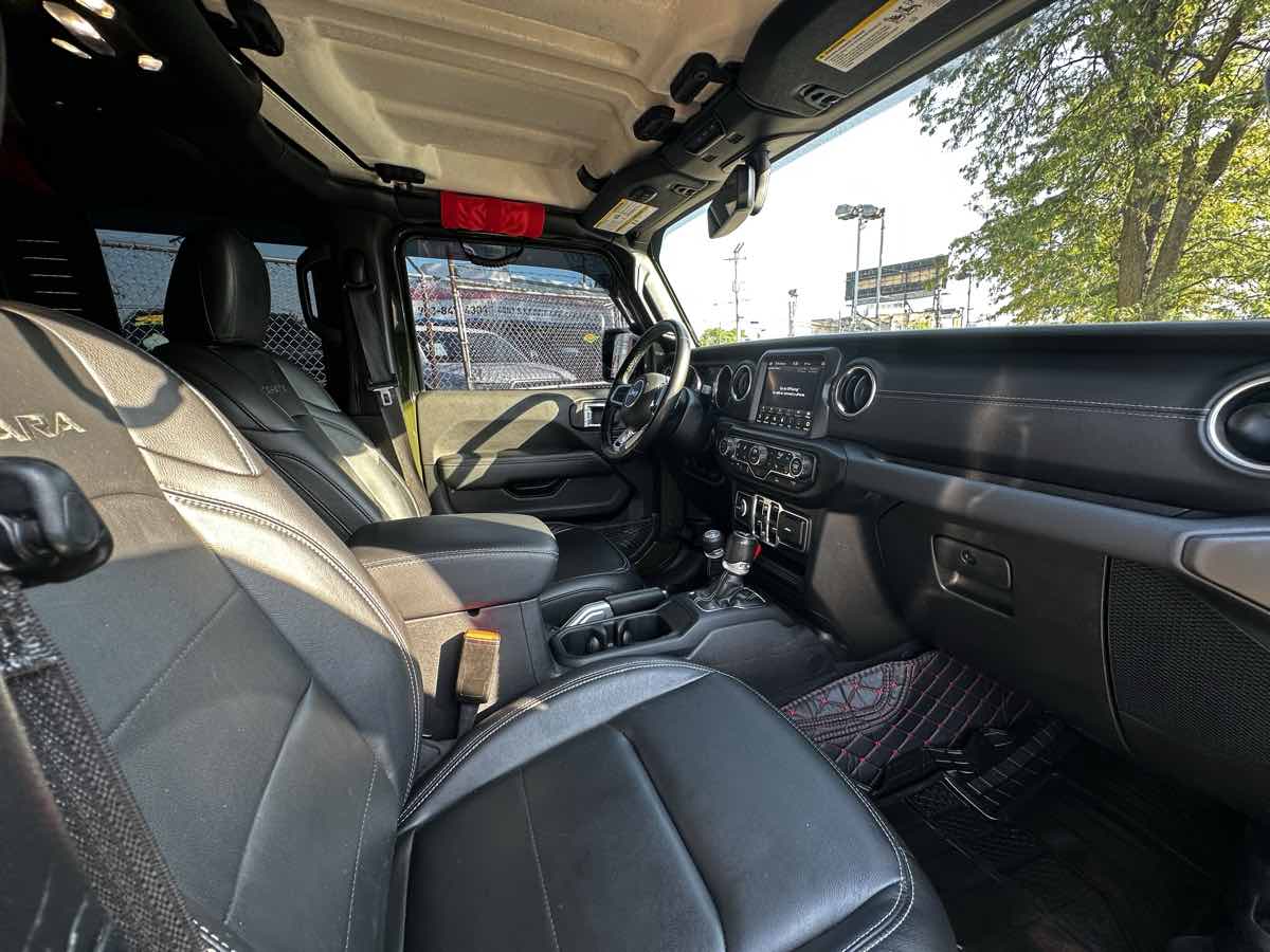 2023 Jeep Wrangler 4xe Sahara photo 21