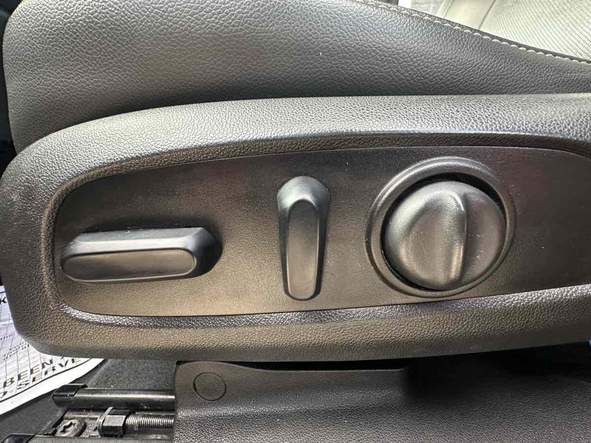 2021 Gmc Acadia SLT Elevation photo 13