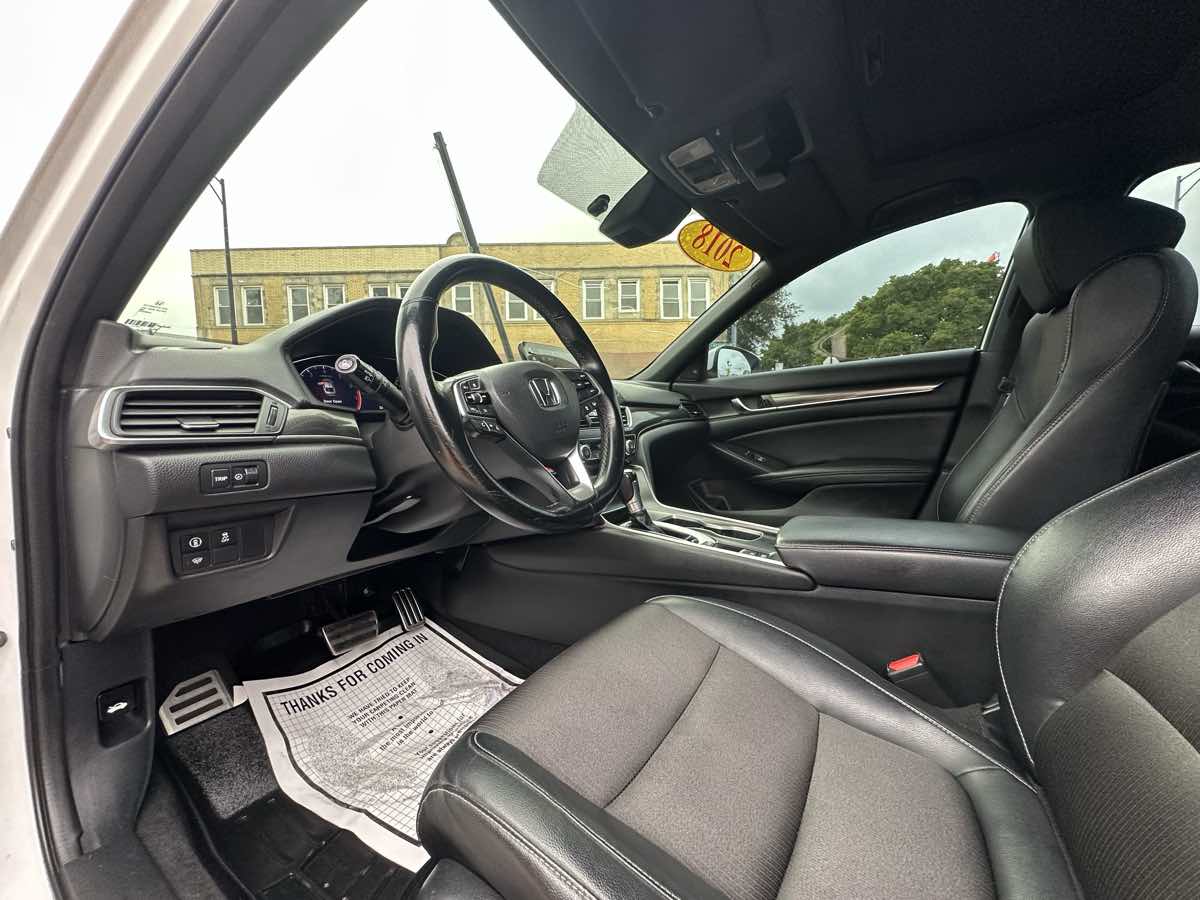 2018 Honda Accord Sport 1.5T photo 12