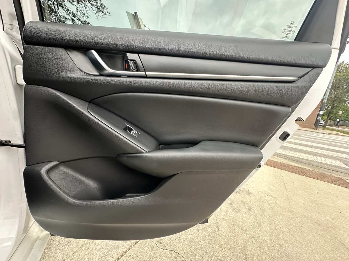 2018 Honda Accord Sport 1.5T photo 24