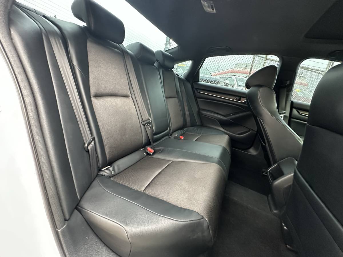 2018 Honda Accord Sport 1.5T photo 25