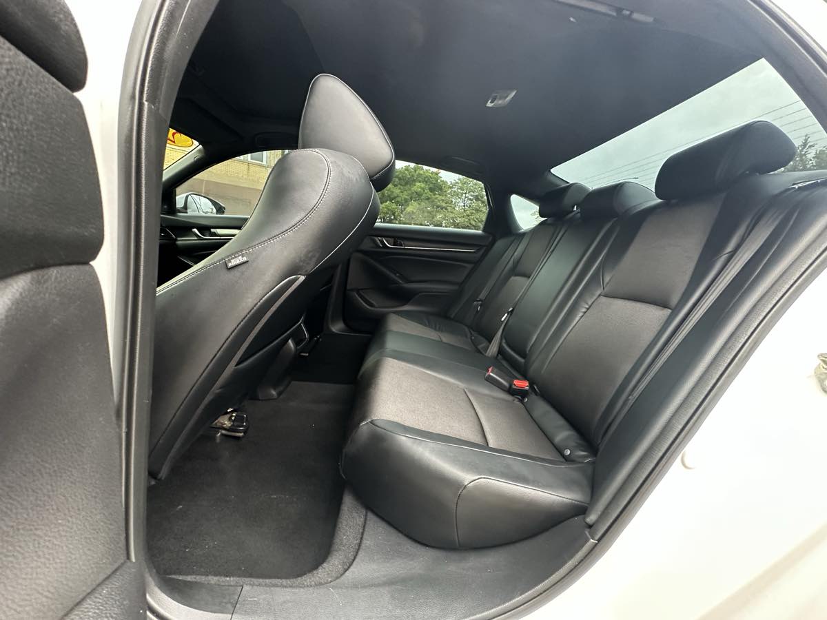 2018 Honda Accord Sport 1.5T photo 29