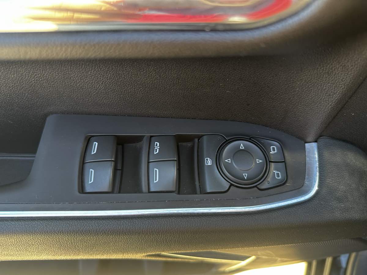2024 Chevrolet Silverado 1500 LT photo 10