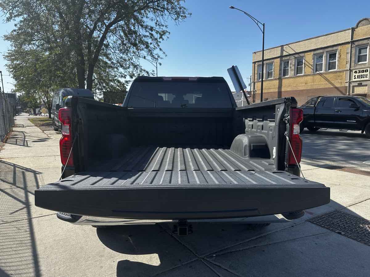2024 Chevrolet Silverado 1500 LT photo 15