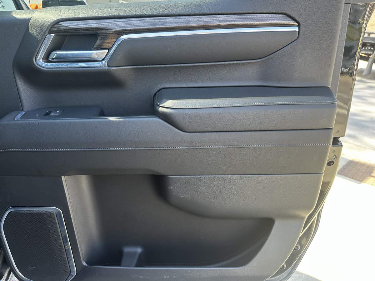 2024 Chevrolet Silverado 1500 LT photo 18