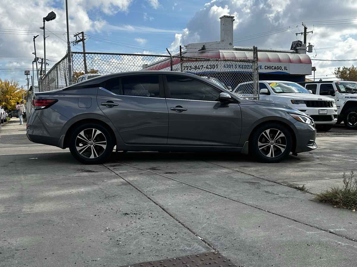 2021 Nissan Sentra SV photo 3