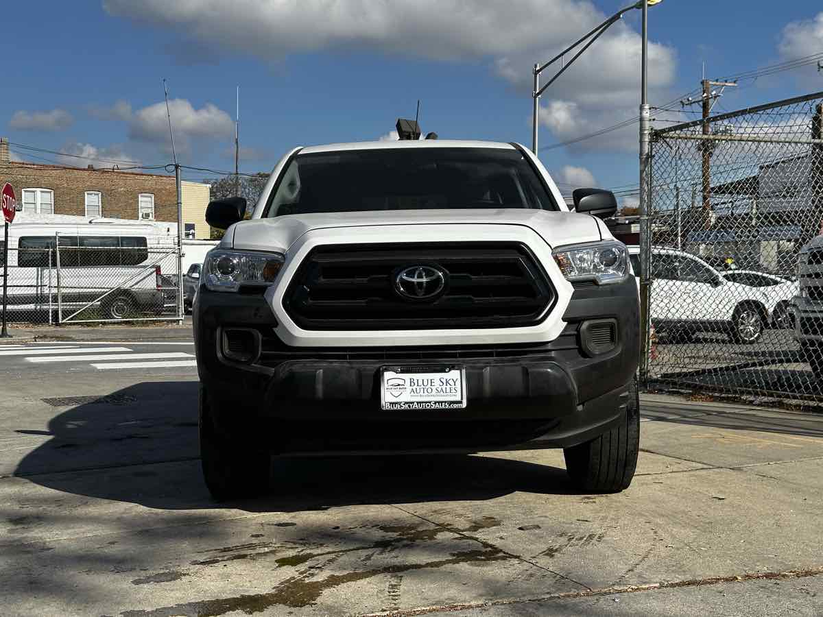 2023 Toyota Tacoma SR photo 2