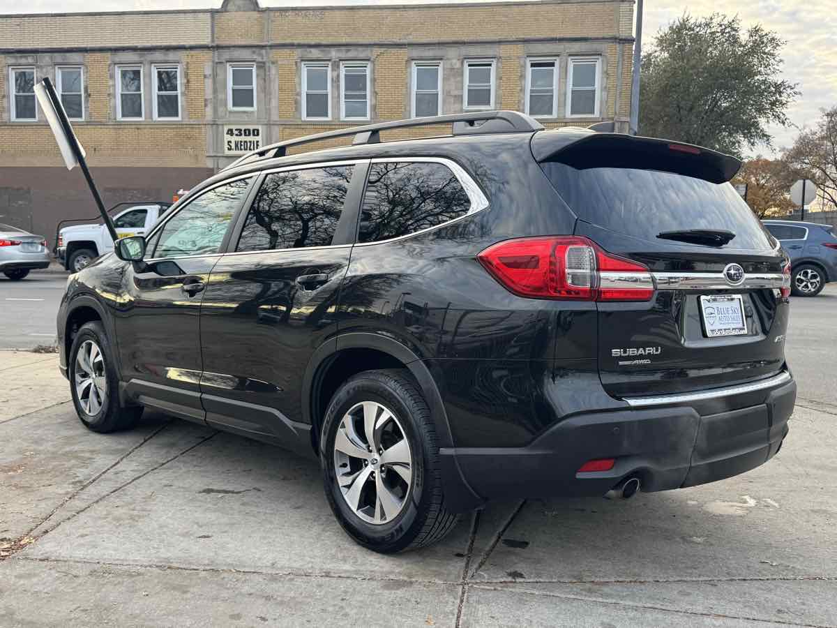 2019 Subaru Ascent Premium photo 4