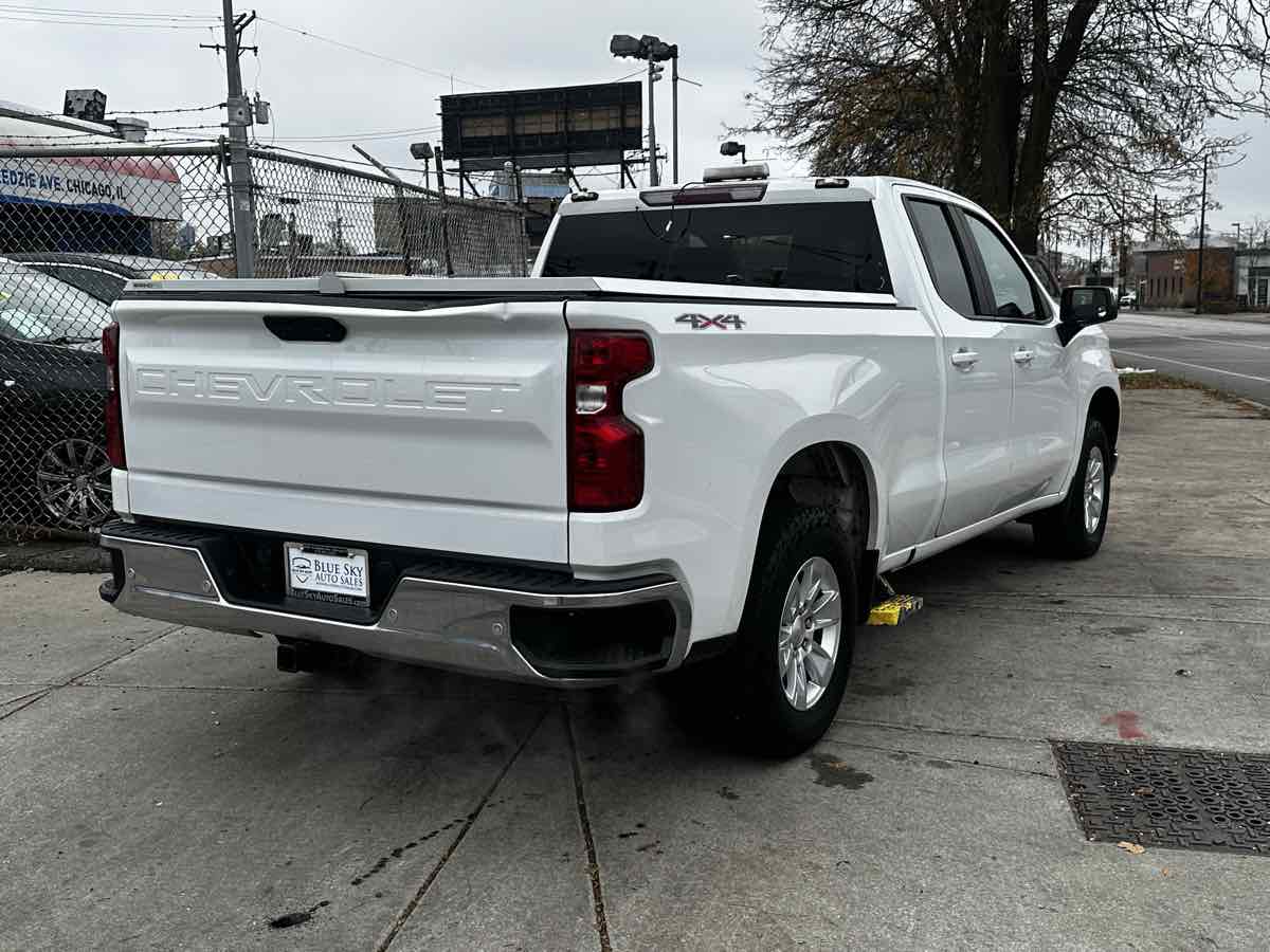 2020 Chevrolet Silverado 1500 LT photo 4