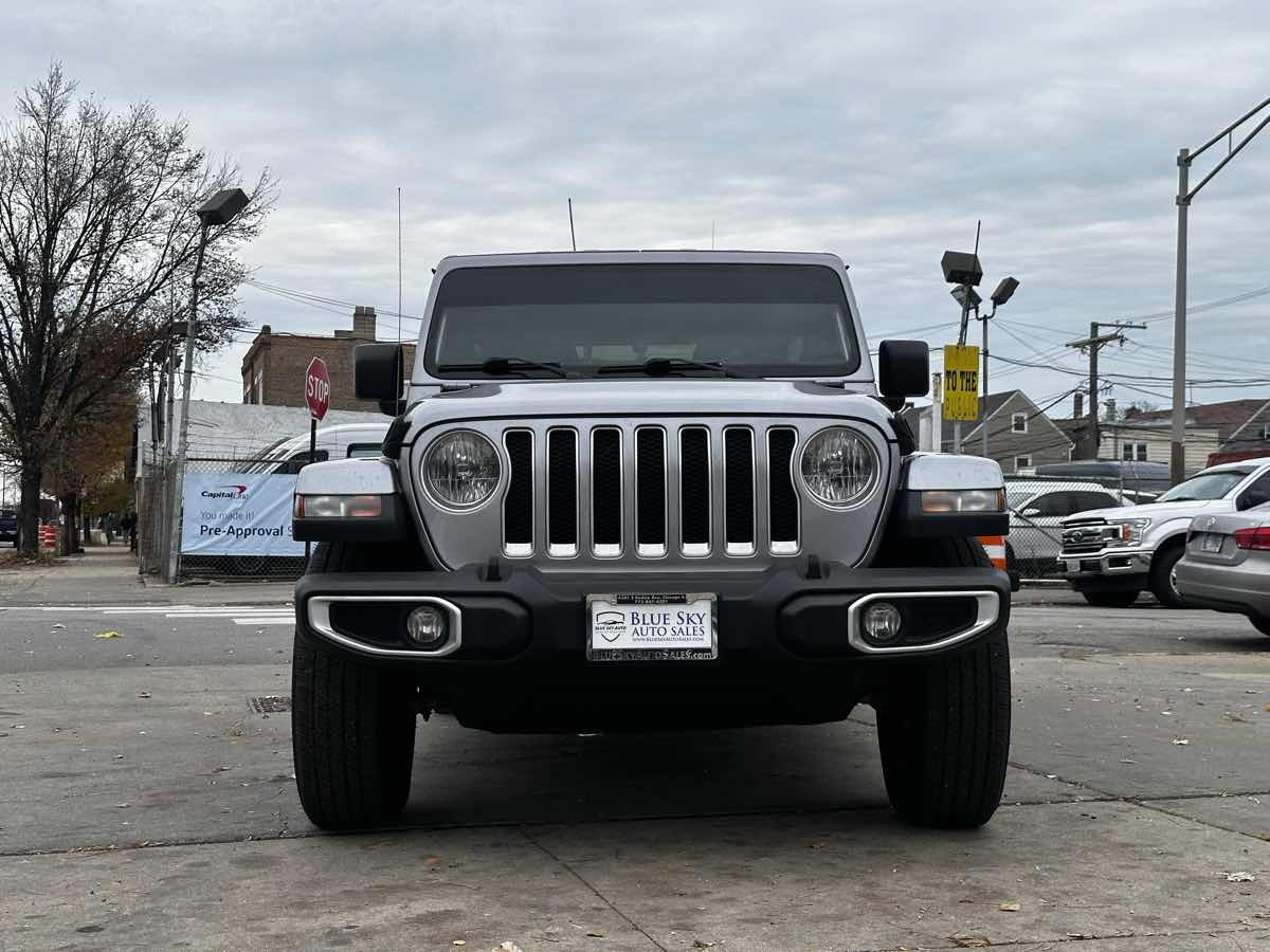 2019 Jeep Wrangler Unlimited Sahara photo 2