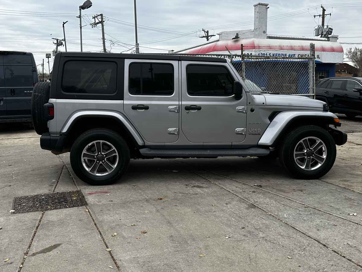 2019 Jeep Wrangler Unlimited Sahara photo 3