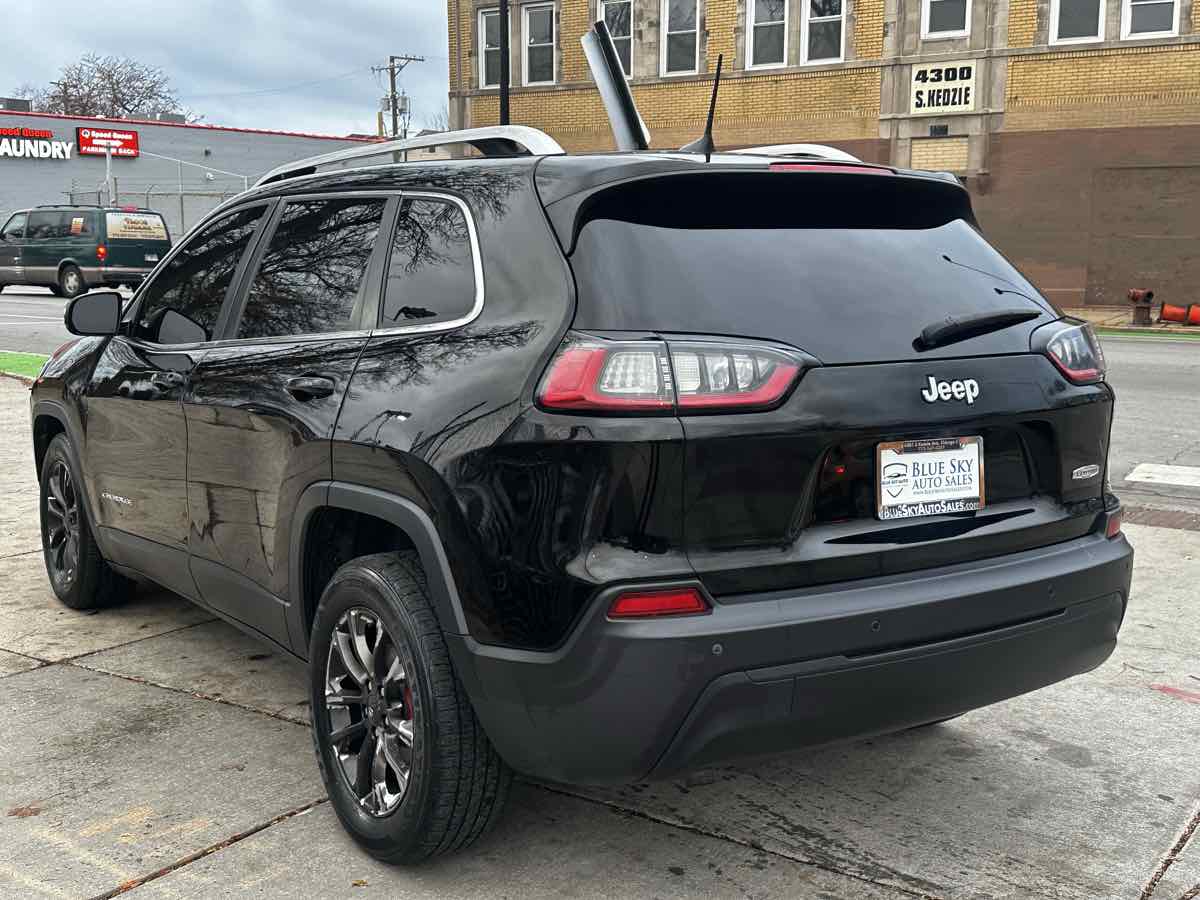 2019 Jeep Cherokee Latitude photo 4