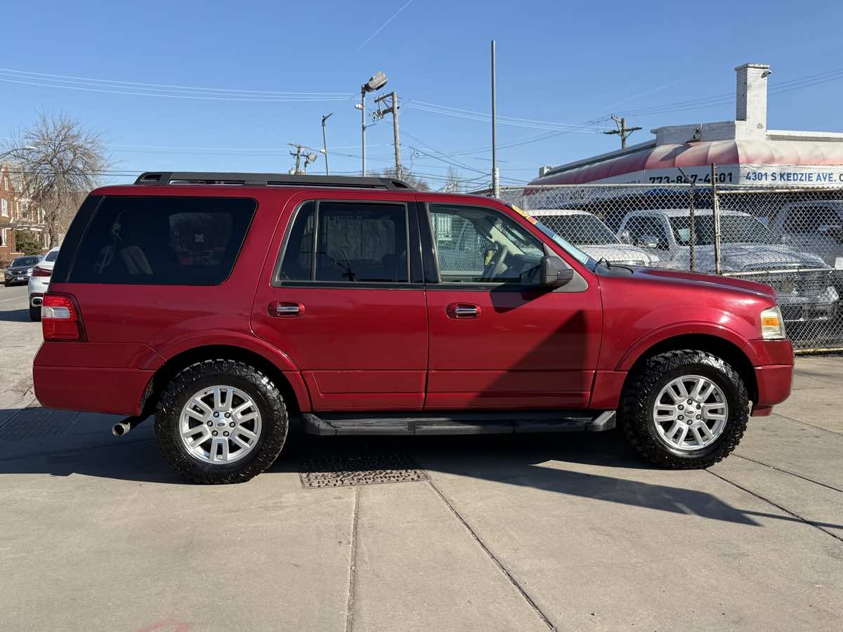2013 Ford Expedition XLT - Photo 4