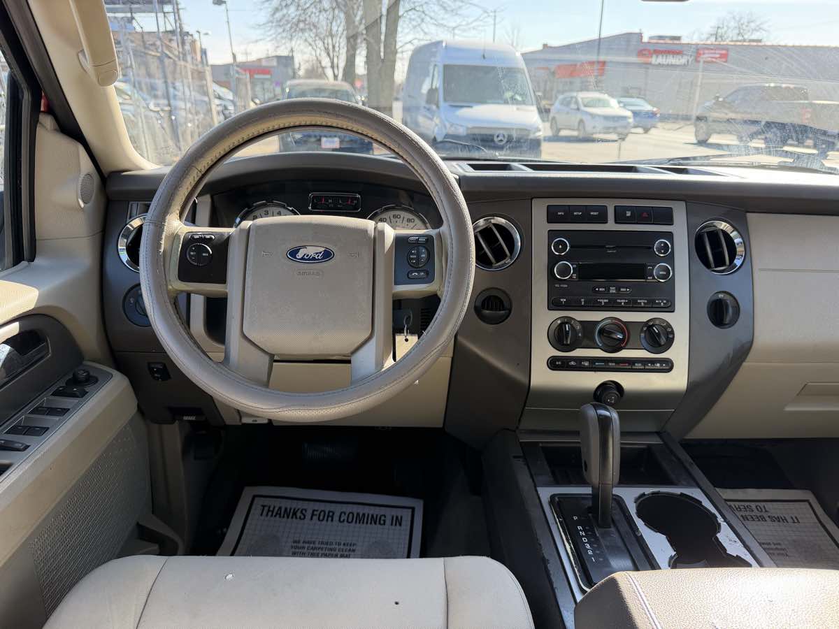 2013 Ford Expedition XLT - Photo 20