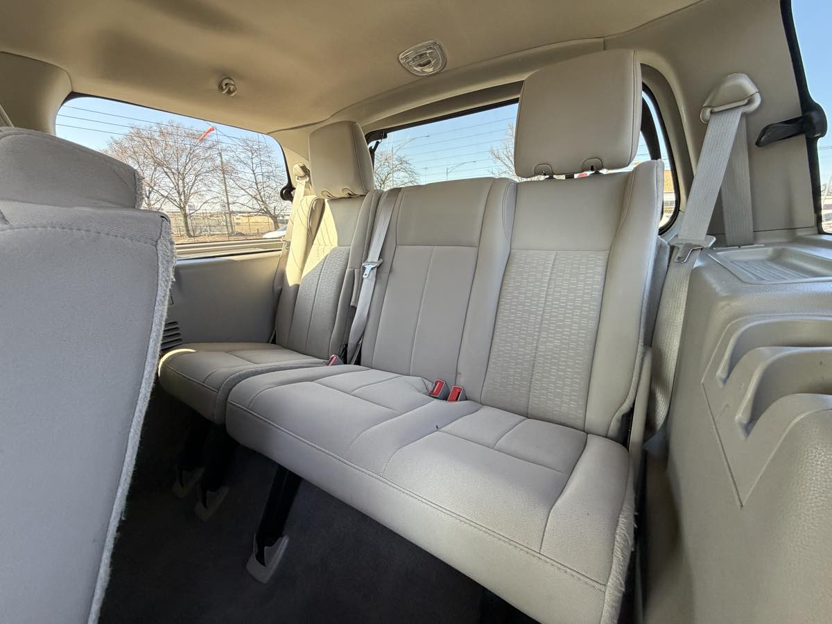 2013 Ford Expedition XLT - Photo 21
