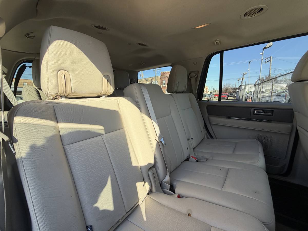 2013 Ford Expedition XLT - Photo 29