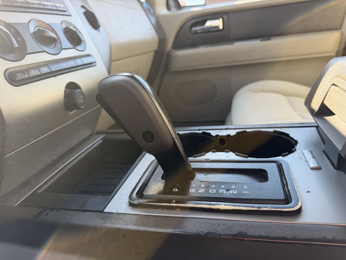 2013 Ford Expedition XLT - Photo 38