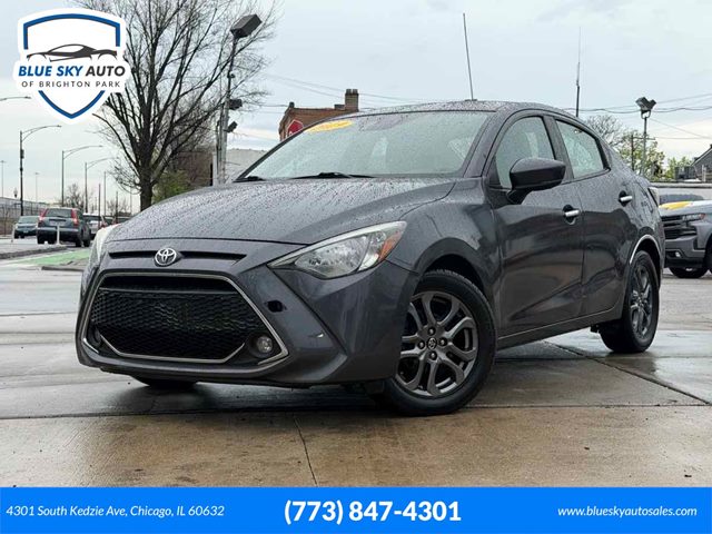 Gray (Graphite) 2019 Toyota Yaris Sedan FWD Sedan Automatic