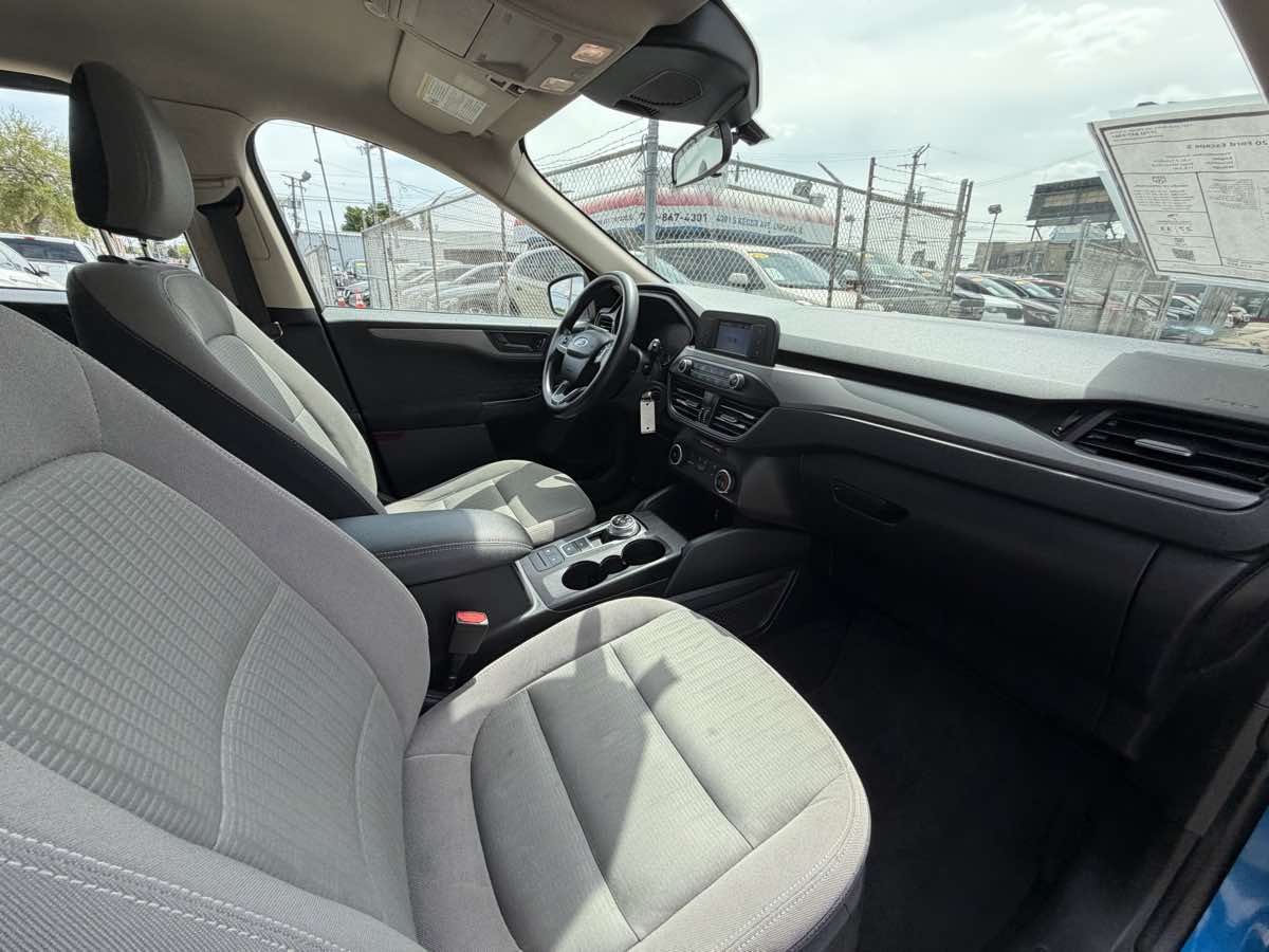 2020 Ford Escape S - Photo 23