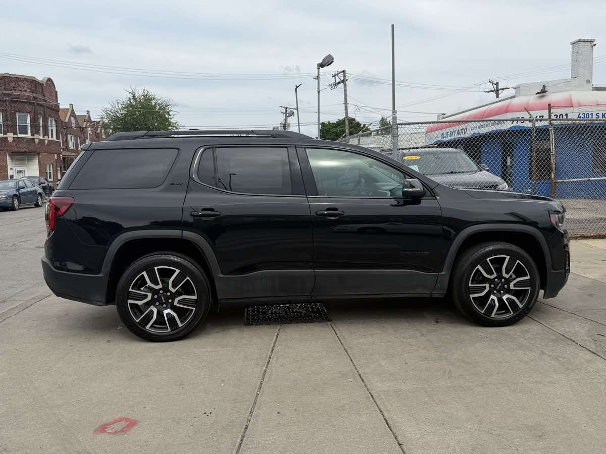 2021 GMC Acadia SLT - Photo 4