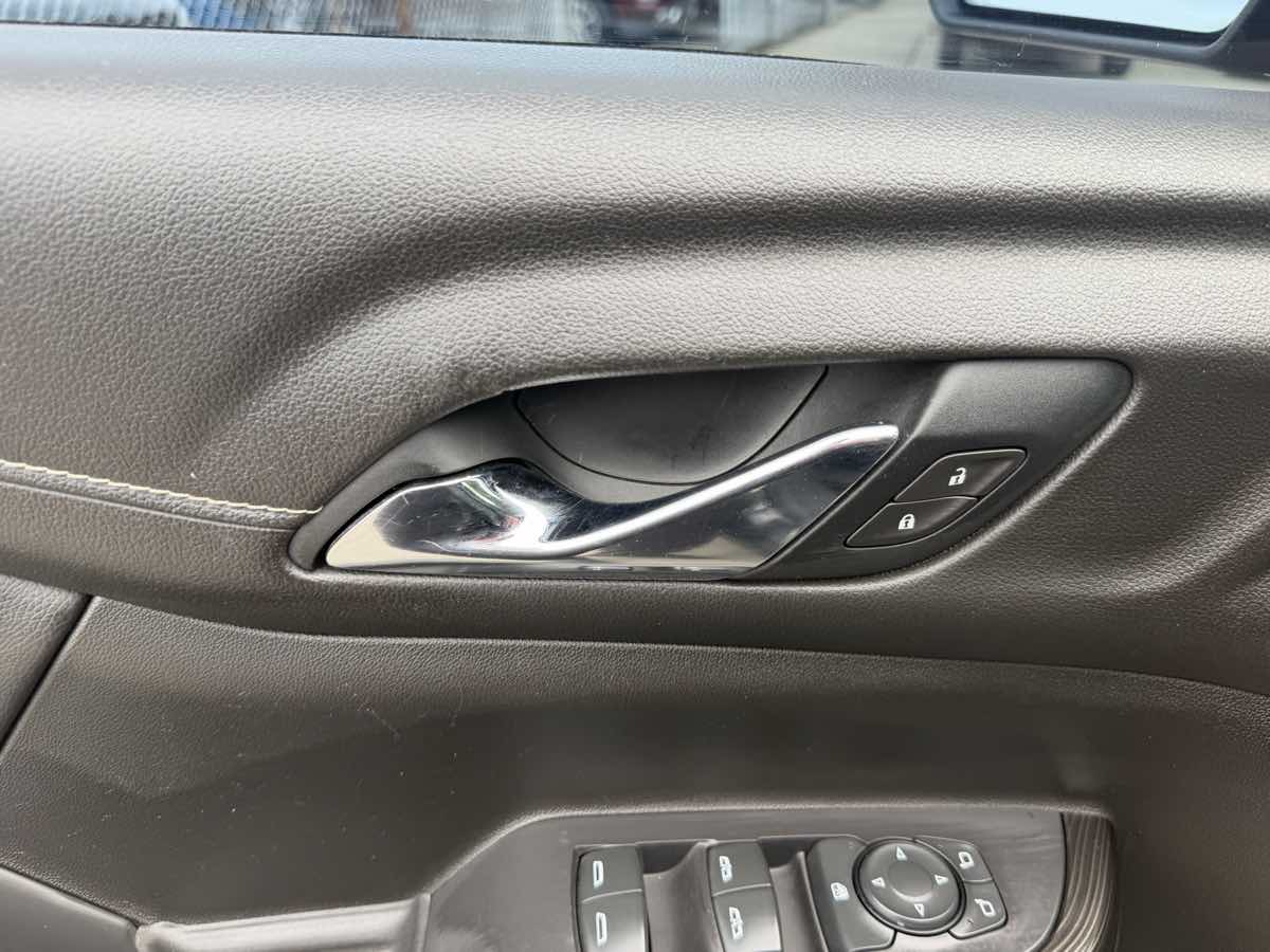 2021 GMC Acadia SLT - Photo 11