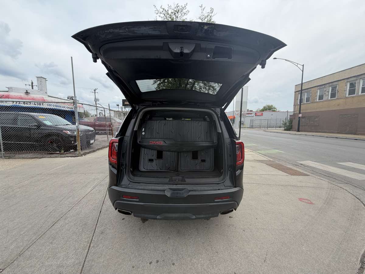 2021 GMC Acadia SLT - Photo 23